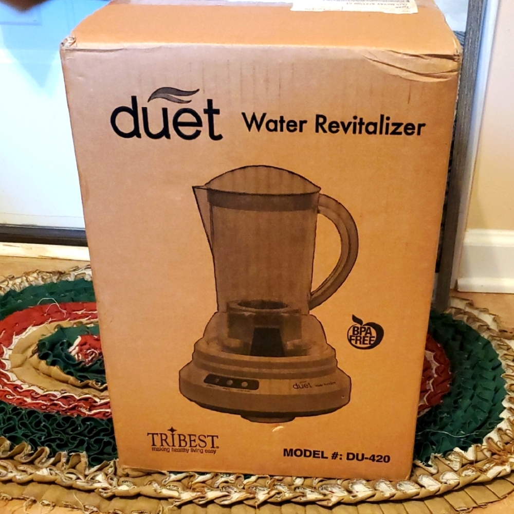 Duet Water Revitalizer Box. Never used or removed from original box.